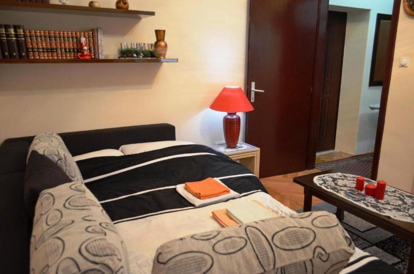 Apartment Heart Of Podgorica Buitenkant foto